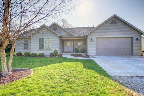 106 N Jackson St, Philo, IL 61864 photo 1