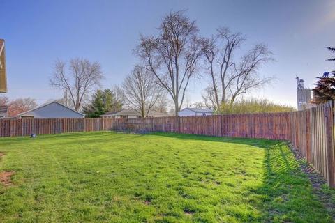 106 N Jackson St, Philo, IL 61864 photo 10