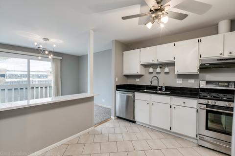 2850 Northampton Dr #B2, Rolling Meadows, IL 60008 photo 4