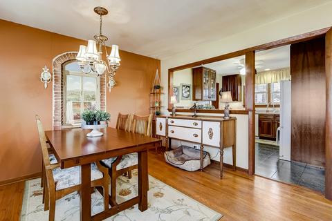 500 Spring St, Roselle, IL 60172 photo 7