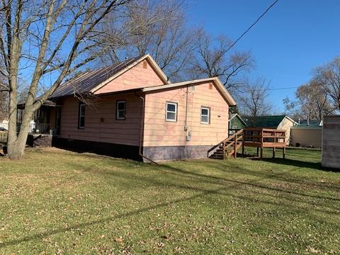 321 N Williams St, Forrest, IL 61741 photo 4