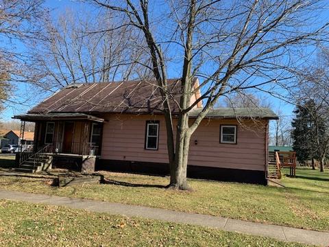 321 N Williams St, Forrest, IL 61741 photo 1