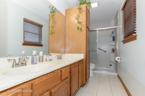 24140 Primrose Cir, Plainfield, IL 60585 photo 8