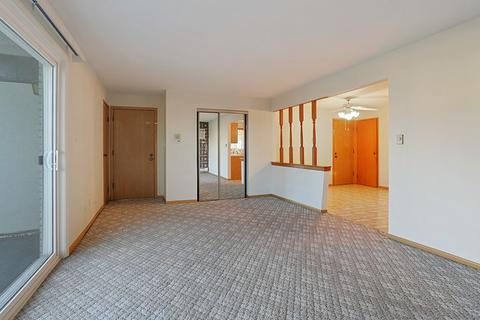 7337 W 85th Pl #2B, Bridgeview, IL 60455 photo 4