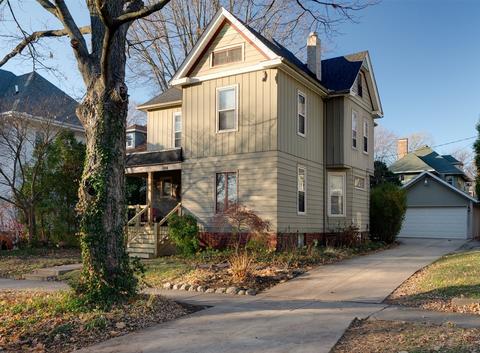 504 E Olive St, Bloomington, IL 61701 photo 31