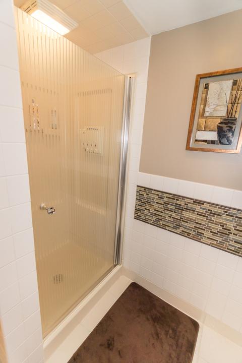 677 Catalpa Ln, Bartlett, IL 60103 photo 14