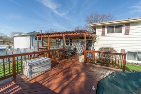 677 Catalpa Ln, Bartlett, IL 60103 photo 22