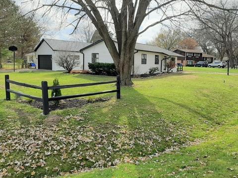 703 W Florence St, Mchenry, IL 60051 photo 1