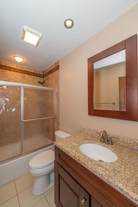 721 Algona Ave, Elgin, IL 60120 photo 22