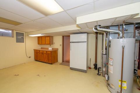 721 Algona Ave, Elgin, IL 60120 photo 26