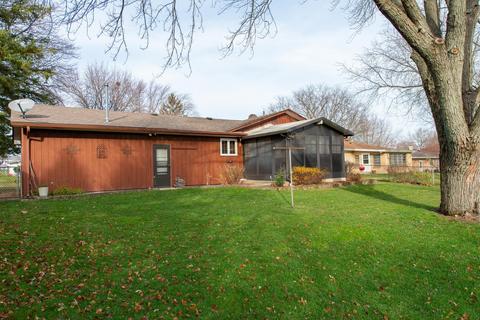 721 Algona Ave, Elgin, IL 60120 photo 29