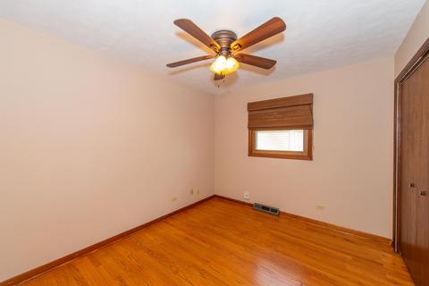 721 Algona Ave, Elgin, IL 60120 photo 12