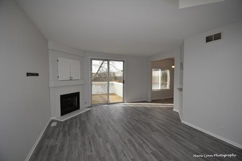 938 Mesa Dr, Elgin, IL 60123 photo 4