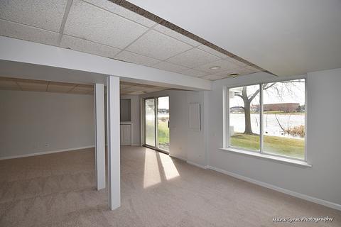 938 Mesa Dr, Elgin, IL 60123 photo 30