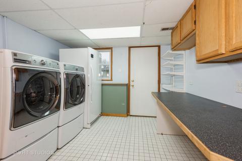 635 W Stearns Rd, Bartlett, IL 60103 photo 10