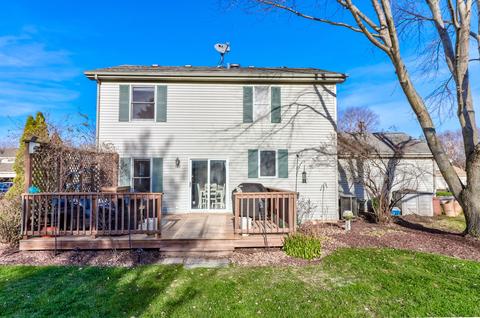 2811 Colonial Dr, Elgin, IL 60124 photo 29