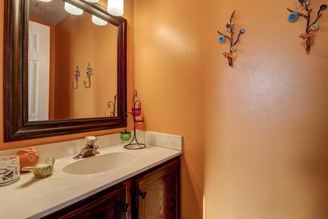 2811 Colonial Dr, Elgin, IL 60124 photo 15
