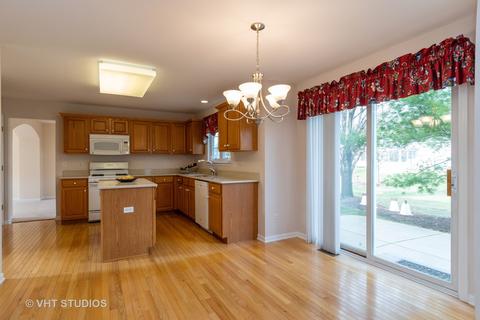 23756 Tall Grass Dr, Plainfield, IL 60585 photo 4