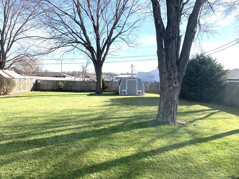 1611 Black St, Morris, IL 60450 photo 2