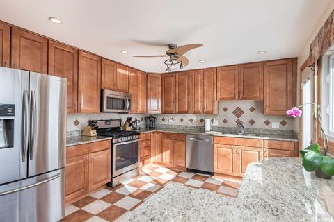 575 Frederick Ln, Hoffman Estates, IL 60169 photo 12