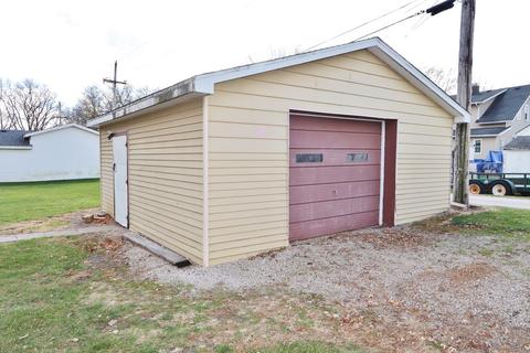 409 Depot St, Mazon, IL 60444 photo 6