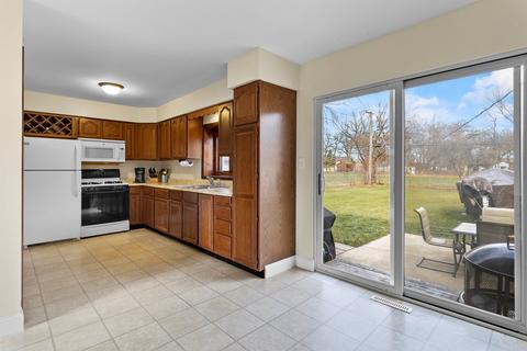 4502 W Shore Dr, Mchenry, IL 60050 photo 13
