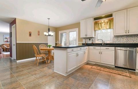 811 Mayfair Ln, Algonquin, IL 60102 photo 5