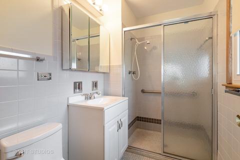 765 Mark Ave, Des Plaines, IL 60016 photo 9
