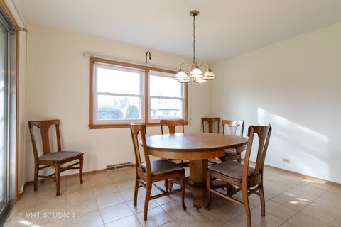 765 Mark Ave, Des Plaines, IL 60016 photo 5