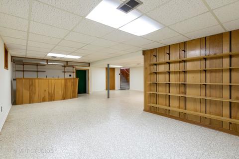 765 Mark Ave, Des Plaines, IL 60016 photo 14