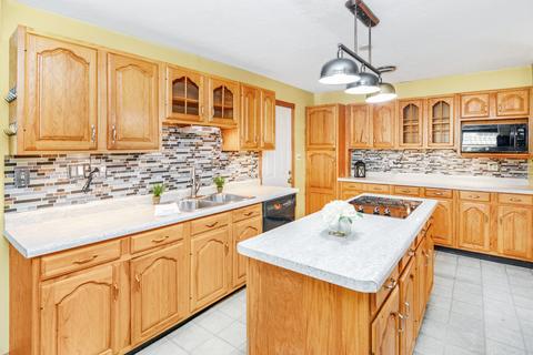 109 N Grove St, Normal, IL 61761 photo 8