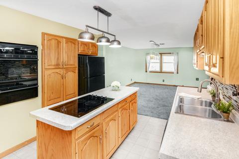 109 N Grove St, Normal, IL 61761 photo 9
