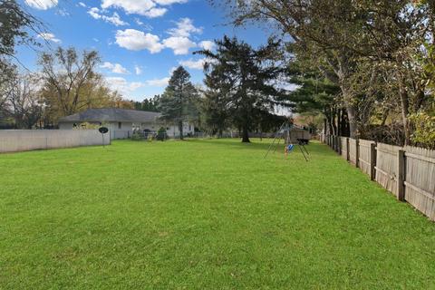 109 N Grove St, Normal, IL 61761 photo 2