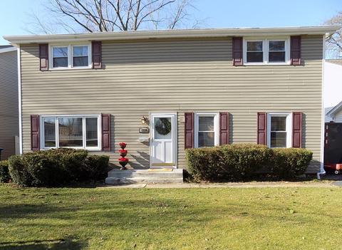 1336 S Sumner St, Wheaton, IL 60189 photo 1