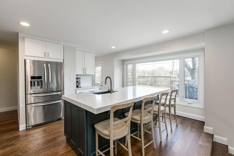 967 Marshall Dr, Des Plaines, IL 60016 photo 10