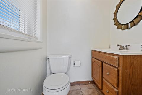 125 E Gregory Ave, Mount Prospect, IL 60056 photo 11