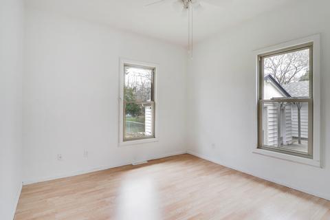1001 S Linden St, Normal, IL 61761 photo 17