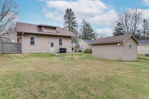 1001 S Linden St, Normal, IL 61761 photo 30