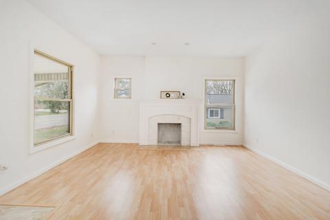 1001 S Linden St, Normal, IL 61761 photo 10
