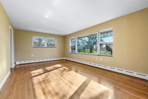 212 E Reader St, Elburn, IL 60119 photo 5