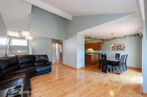 371 Juniper Tree Ct, Hoffman Estates, IL 60169 photo 6