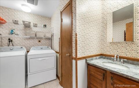915 Augusta Ave, Elgin, IL 60120 photo 18