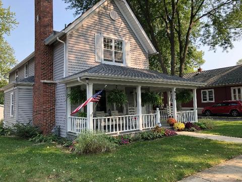 915 Augusta Ave, Elgin, IL 60120 photo 5