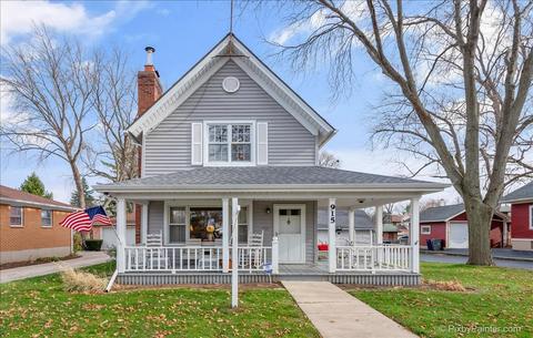 915 Augusta Ave, Elgin, IL 60120 photo 39