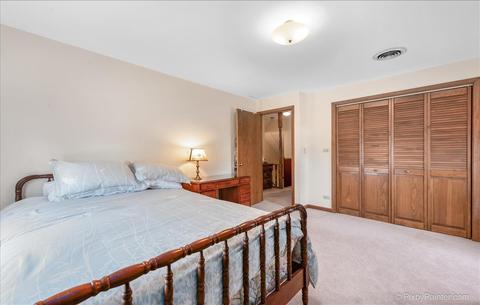 915 Augusta Ave, Elgin, IL 60120 photo 23