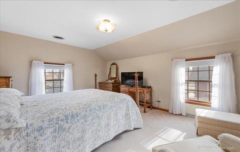 915 Augusta Ave, Elgin, IL 60120 photo 26