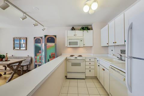 33 E Cedar St #14C, Chicago, IL 60611 photo 7