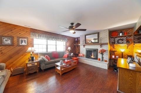720 Jody Ln, Hoffman Estates, IL 60169 photo 24