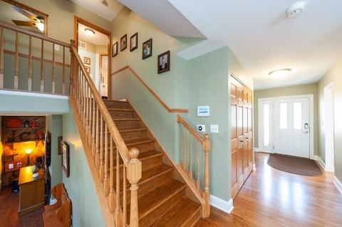 720 Jody Ln, Hoffman Estates, IL 60169 photo 8