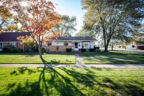 9012 Martin Ln, Bridgeview, IL 60455 photo 1